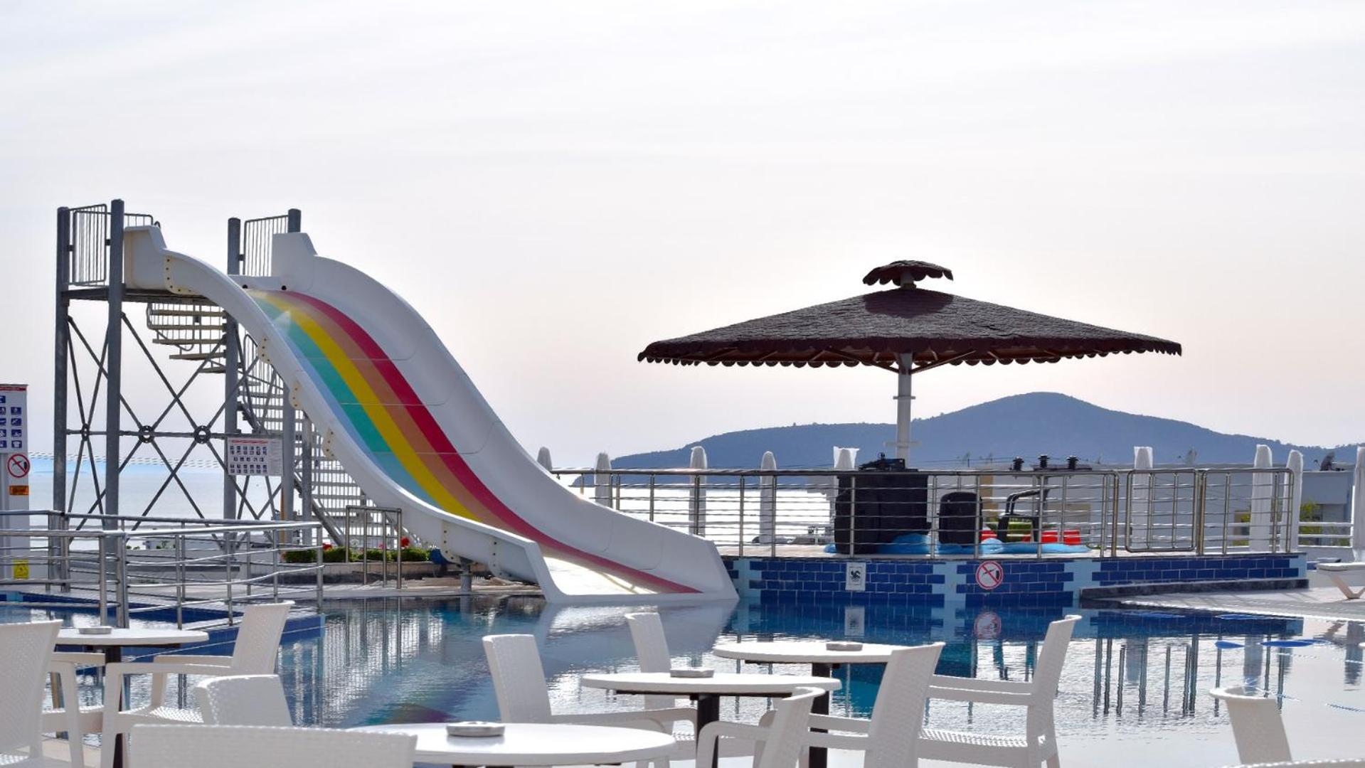 Roseira Beach Resort Гюллюк Екстер'єр фото