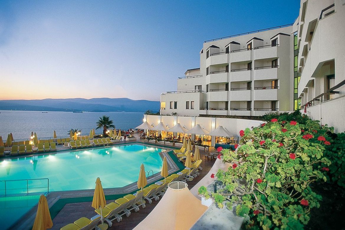 Roseira Beach Resort Гюллюк Екстер'єр фото