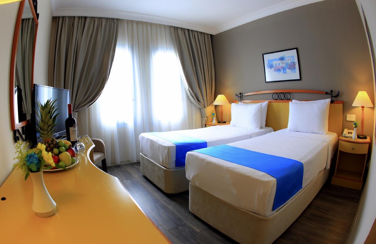 Roseira Beach Resort Гюллюк Екстер'єр фото